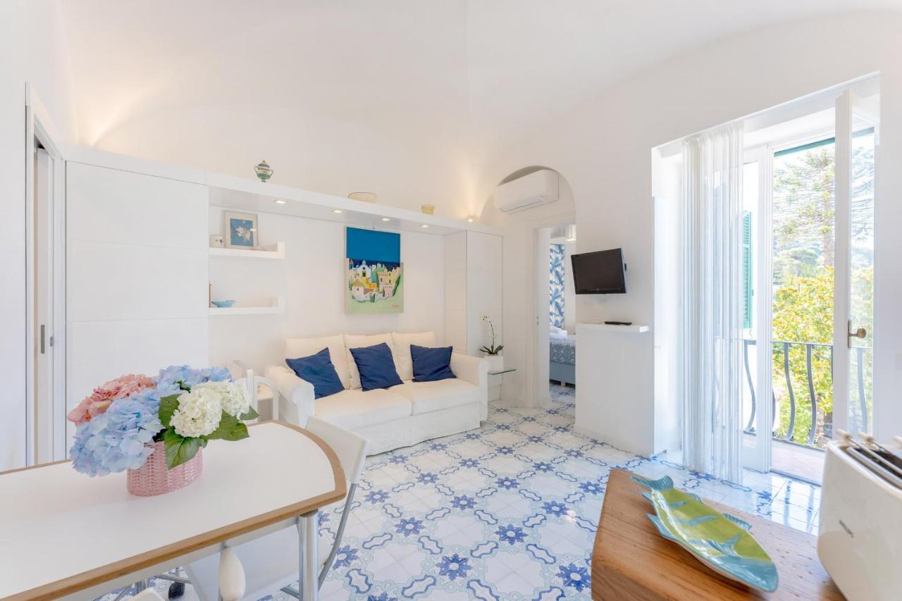 Azzurra, Apartament Capri